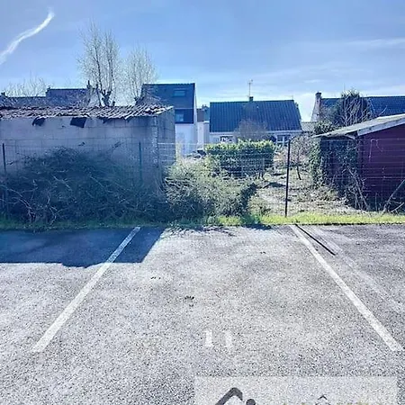 Apartmán F2, Hyper Centre